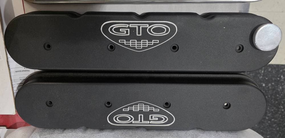 LS GTO Log CNC Engraved Late Model Pontiac/LS Aluminum Valve Covers (Set) Black