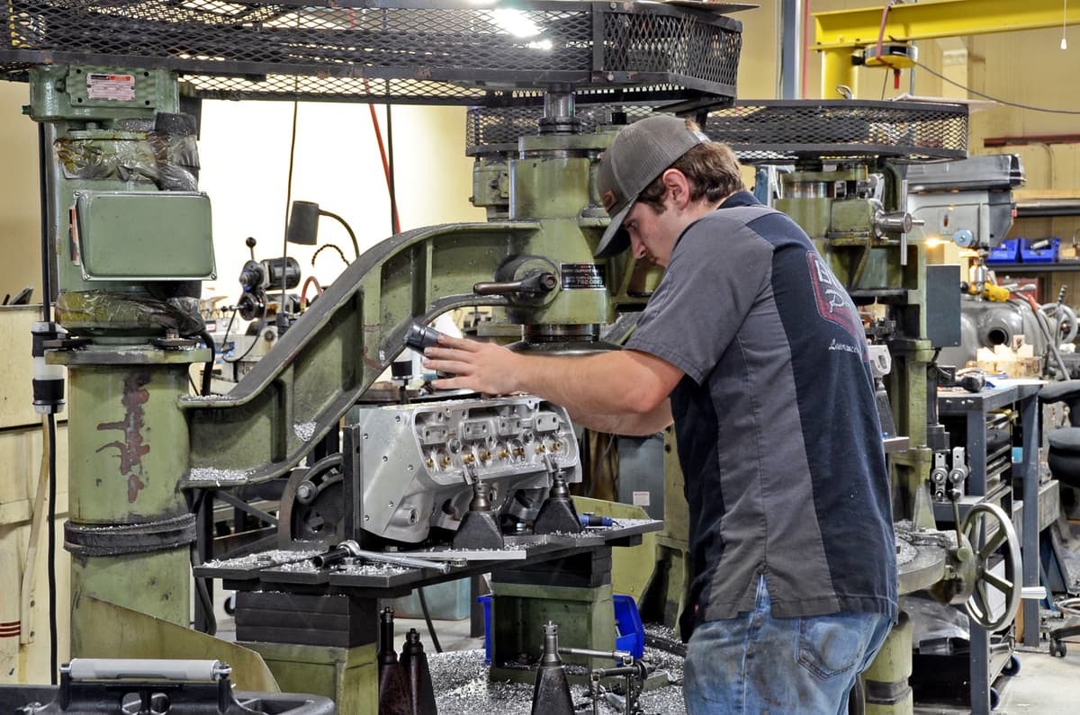 Expert head machining